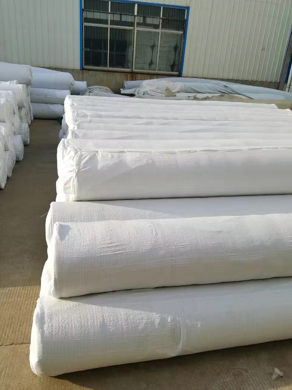 短丝土工布