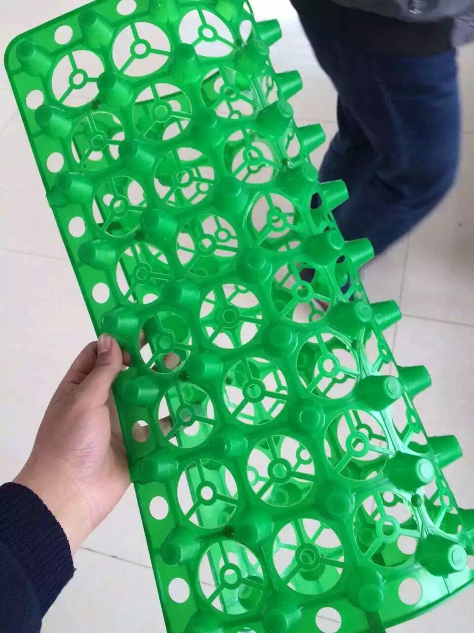 蓄排水板